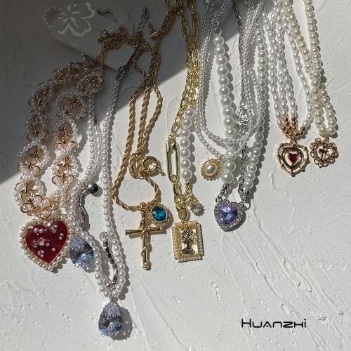 HZ Retro Sweet Choker Weave Pearls Choker Red Heart Coloured Glaze Beaded Flowers Rhinestone Necklace for Women Jewelry