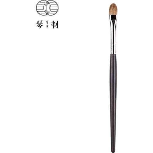 QINZHI Professional Handmade Make Up Brush G092 Medium Eye Shadow Brush Soft Resilient Weasel Hair Makeup Brushes