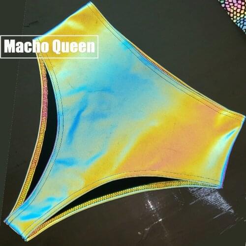 MACHO QUEEN Women's Shorts
