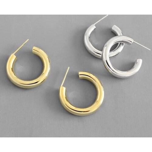 Womens Earrings S925 Silver Color Earrings Metal C-Shaped Exaggerated Earrings Simple Jewelry Girl Personality Jewelry Gift