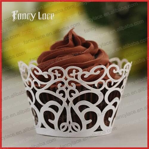 50pcs Hot Sale Hollow Halloween Cupcake Wrappers Lase Fondant Cakes Flower Paper Cake Liners Party Table Decorations Supplies
