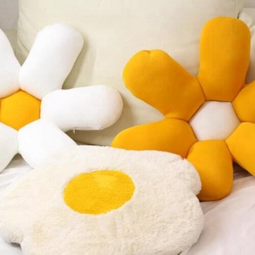 60cm Cute Flower Plush Cushion Room Sofa Decor Soft Car Bed Pillow Stuffed Yolk Daisy Blossom Chair Cushion Girls Birthday Gift