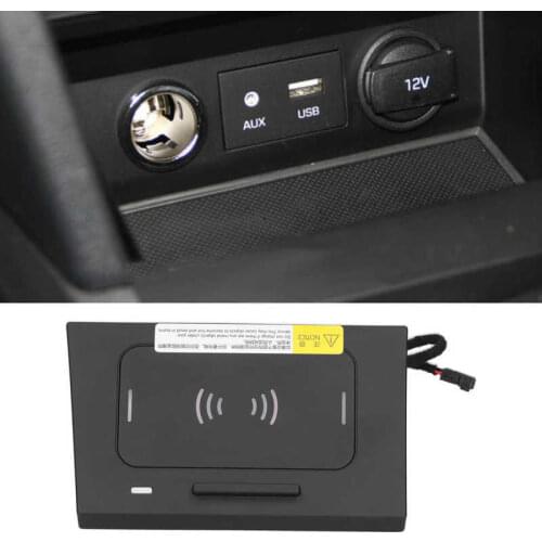 Car Wireless Charger Sensitive Phone Holder 15W ABS Plug and Play Fit for Hyundai Elantra 2016 2017 2018 2019 2020 Car style