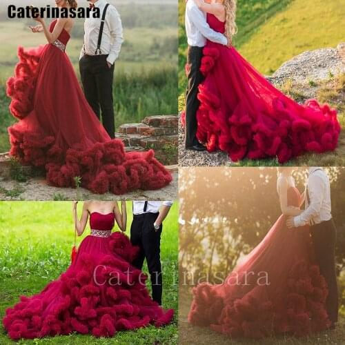 Red Ruffle Feather Wedding Dress Strapless Zipper Rhinestones Belt Bridal Gown Court Train