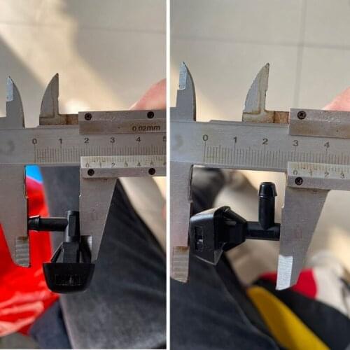 2pcs Windshield Wiper Water Spray Jet Washer Nozzles 30655605 For S60 V70 XC70 1XCF