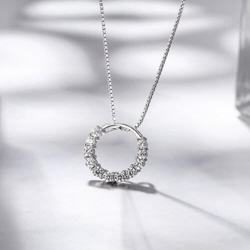Simple Light Luxury Temperament Clavicle Chain Round Ring Zircon Necklace Pendant Lady S925 Silver Jewelry Chains for Jewelry