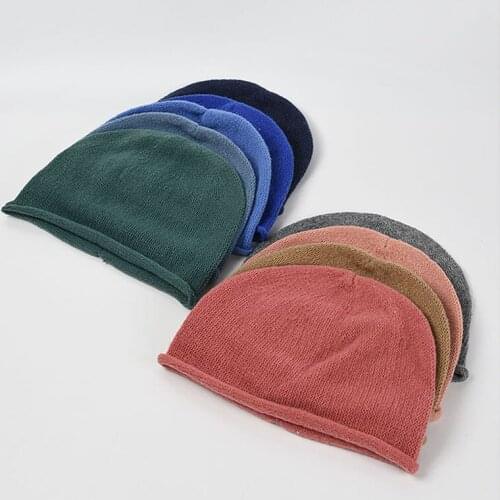 Casual Hot Selling Hats For Women Spring Autumn Hats Unisex Soft Acrylic Knitted Men Adult Cap Female Cover Head Cap Beanie Hats