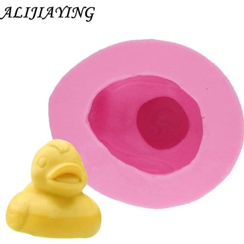 1Pcs 3D Duck Silicone Fondant Mould Cake Decorating Tools soap candle Molds Kitchen Accessories D0277