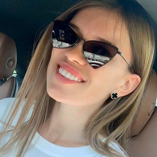 Classic Small Metal Frame Triangle Sunglasses Women Brand Design Cat Eye Vintage Shades 2021 Street Beat Ladies Sun Glasses UV