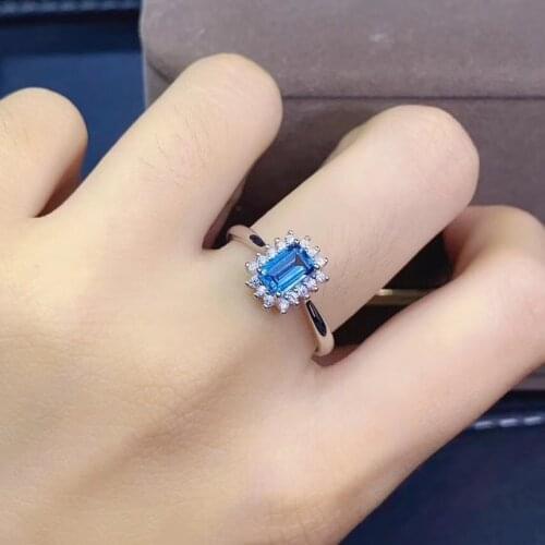 Womens New Ring Natural Blue Topaz Ring 925 Silver Luxurious and Atmospheric Design Exquisite and Elegant Style