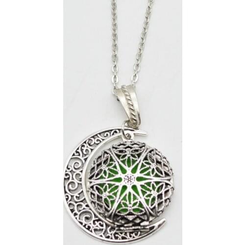 10pcs Filigree Moon Lockets Pendant Essential Oil Diffuser Necklace Moon Aromatherapy Jewelry Young Living Doterra XSH-110