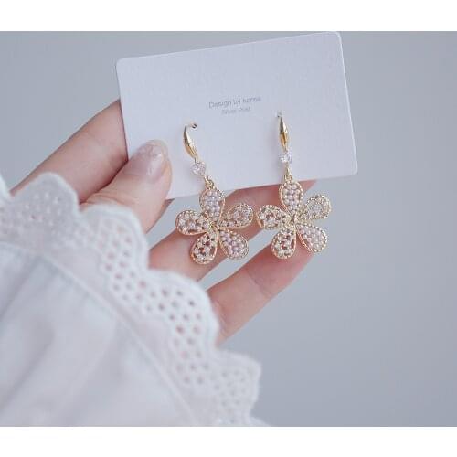 Korean Version Of Micro Inlay Shiny Zircon Pearl Flower Earrings Ladies Hook Jewelry Girlfriend Super Beautiful Dating Gift