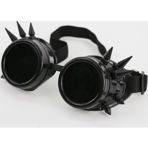 2021 Welding Round Goggle Steampunk Cyber Goth Sunglasses Rivet Spiked Goggles Cosplay Antique Victorian Gafas Hombre