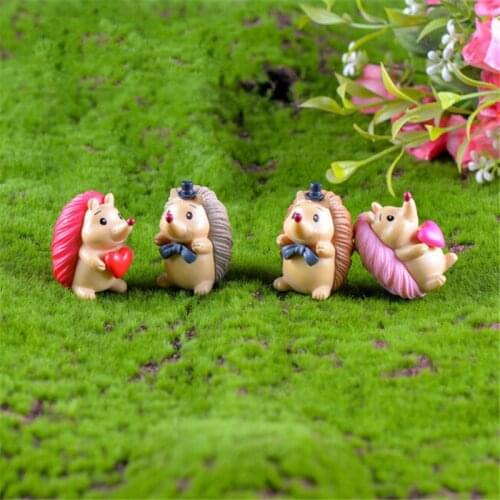 4pcs Cartoon Animal DIY Garden Decor Heart Hedgehog Resin Micro Landscape Miniature Figurine Decoration Dollhouse Furniture Toys