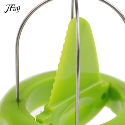 1 Piece Random Color Kitchen Tools Fruit Kiwi Cutter Device Cut Kitchen Peeler Digging Core Twister Slicer