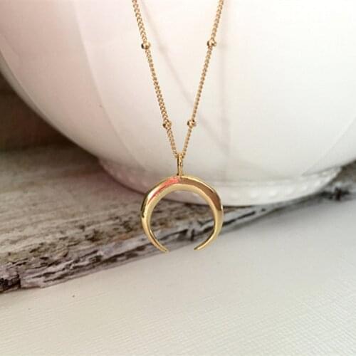 Hot Simple kolye bead chain pendant Necklace Curved crescent moon necklace Gold Color women Necklace ladies Jewelry Party Gifts