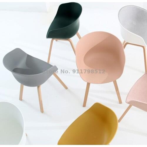 Nordic chair simple makeup computer desk chair plastic backrest leisure negotiation solid wood cafe single dining chair