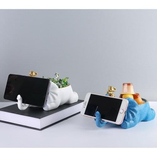 2021 Creative Simple Modern Resin Crafts Elephant Mobile Phone Holder Decoration Home Living Room Remote Key Storage Decoration