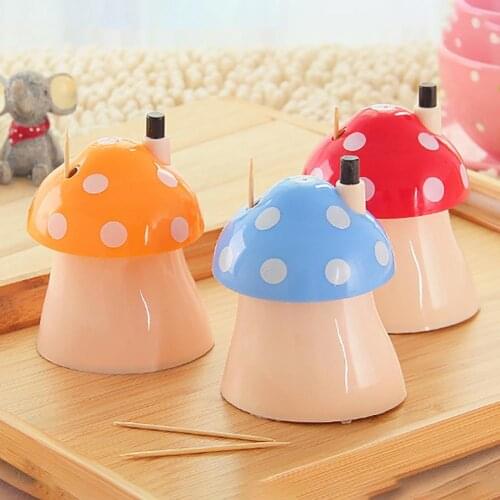 Portable Mini Size Toothpick Holders Mushroom Design Automatic Toothpick Storage Box Toothpick Dispenser Holder Home Bar Tools