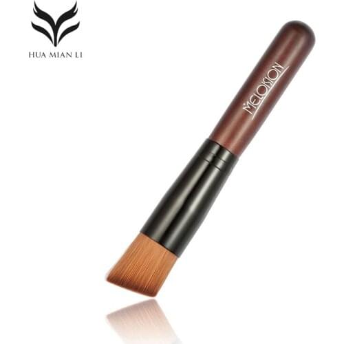 High-grade Makeup Brush Wooden Handle Oblique Head Quality Cosmetic Tool Profession Portable Contour Foundation Powder Brush