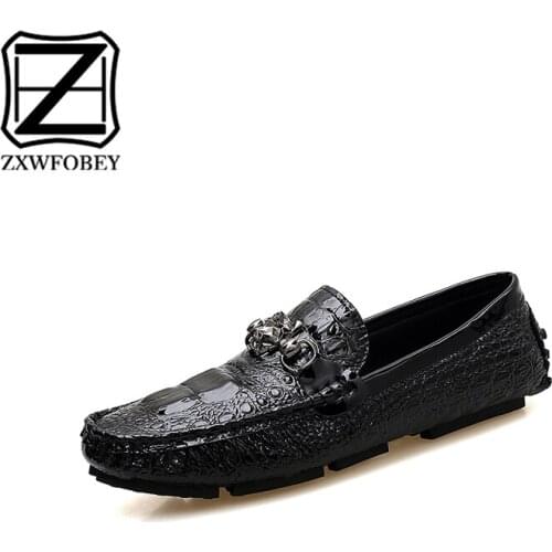 ZXWFOBEY Men Cowboy Gommino Leisure Shoes Outdoor Large Size Fashion Outdoor Casua Loafers 47 48 Big Size
