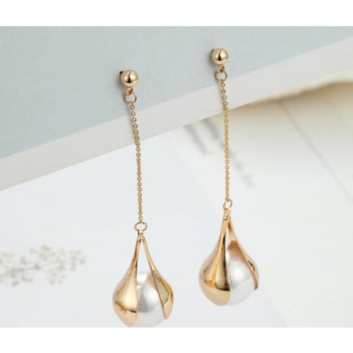 Metal long tassel earrings pearl ins ladies personality water drop temperament earrings wedding party jewelry French elegant