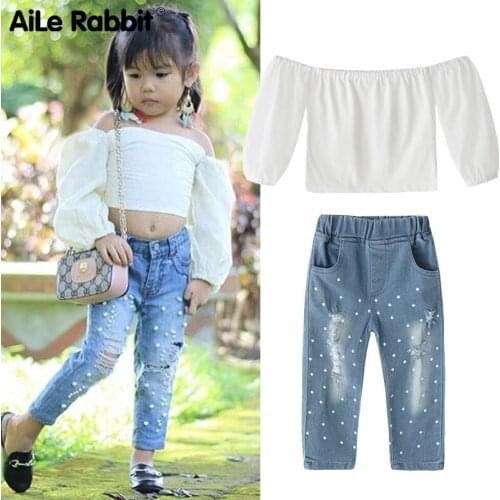 AiLe Rabbit 2019 Spring New Girls Fashion Set One-Shoulder Top Denim Pants Two-piece Childrens Set INS jeans suits