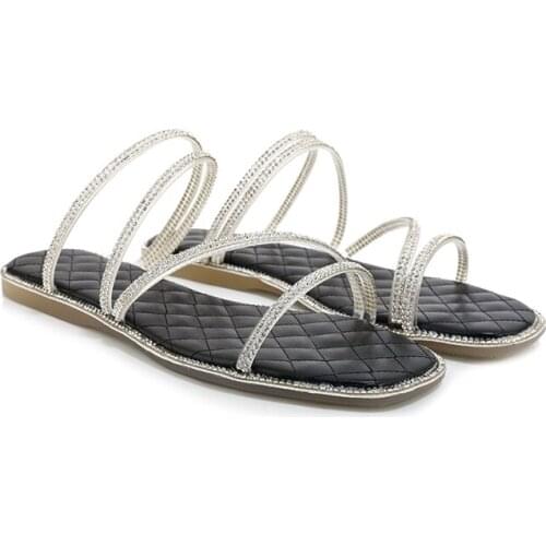 2020 New Womens Summer Fashion Soft Flips-flops Diamond Flats Beach Shoes Sandals Slippers