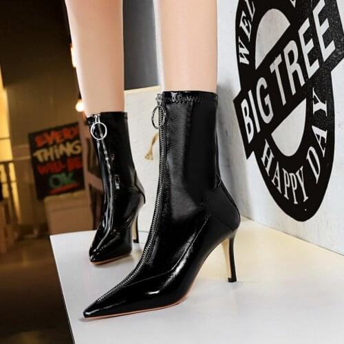 European and American Windy Night Shop with Thin Heels, High Heels and Bright Lacquered Front Zipper, Thin Boots