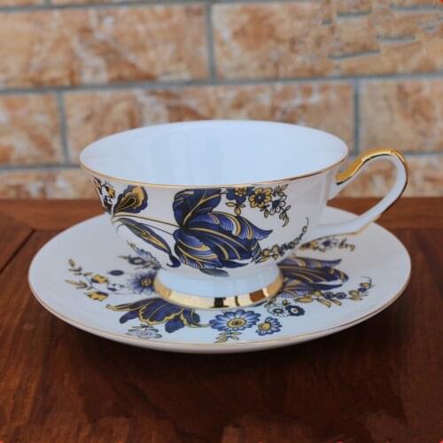 Blue flower bone china coffee cup sets creative British high grade thin tire white porcelain afternoon tea cup with gold handle