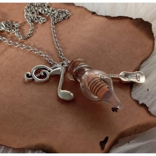 Musical note Necklace