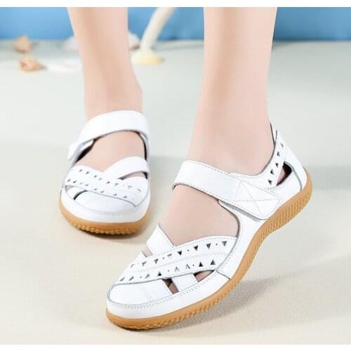 Summer Genuine Leather Women Sandals Ladies Hollow Casual Comfortable Flat Beach Sandals Female Ladies Flat Platform Shoes