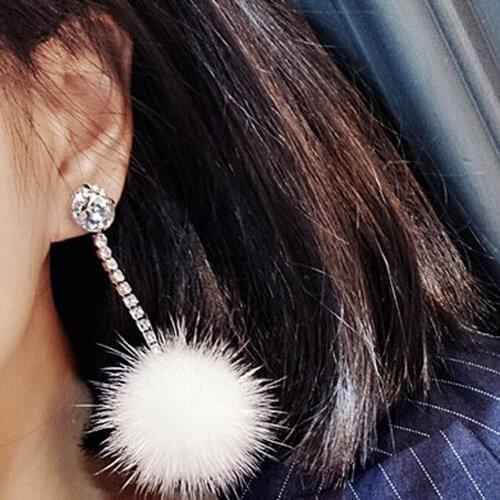 Women Fashion White Pompom Drop Earrings Accessories Elegant Jewelry Sweet Rhinestone Alloy Fur Ball Long Dangler Earrings Gifts