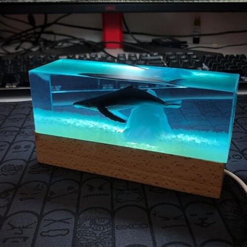 Marine Handmade Humpback Whale Big Fin Ocean Freezing Cold Crystal Resin Ornaments Car Decoration Creative Gifts