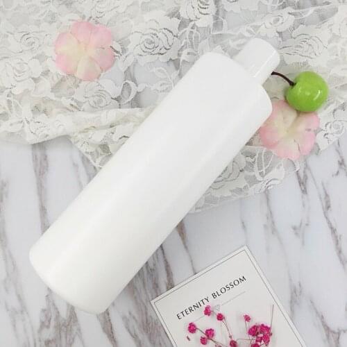 Hyaluronic moisturizing milk nourishing water, moistening and smoothness