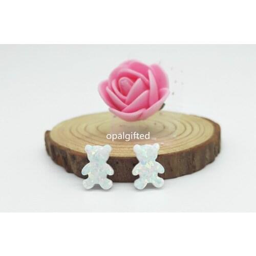 MOQ=2pc Best Price Lovely 9.5*13mm OP17 Fire White Synthetic Opal Cute Bear opal Loose stone For Women Jewelry Christmas Gift