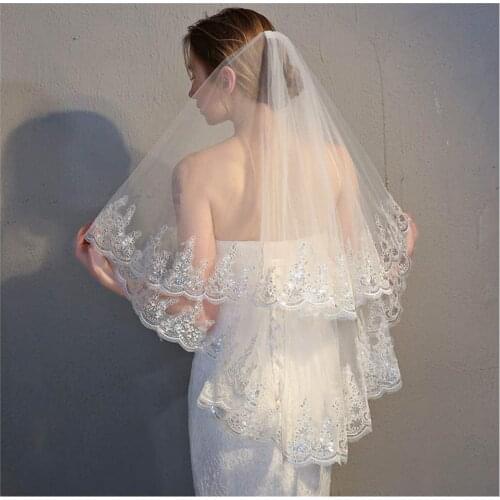 New In Trend Wedding Lace Veil Sparkle Hip Length Veil 2 Tier Soft Tulle Bridal Veils with Comb