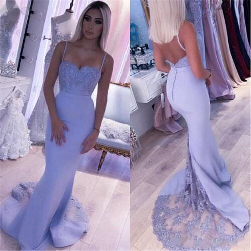 Elegant Mermaid Bridesmaids Dresses Sexy Spagehtti Straps Backless With Button Covered Back Sweep Train Applique Evening Prom