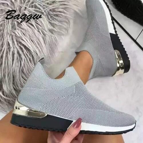 Women Sneakers Vulcanize Shoes Breathable Ladies Slip-On Knit Solid Color Sneakers for Female Sport Mesh Casual Shoes 2021 New