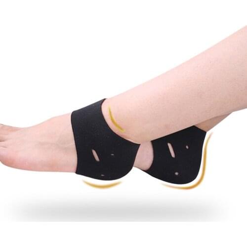 Black Tarps Two Sets Of Relieve Pain Heel Cover Feet Keeping Warm Feet Care Soft Heel Socks Foot Care Tool