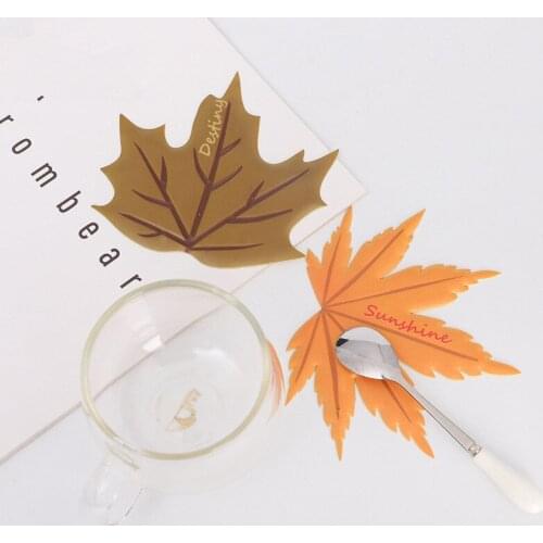 1Pcs Cute Coasters Maple Insulation Placemat PVC Soft Rubber Dining Tableware Pot Mat Non-Slip leaves Cup Coaster Table Mat
