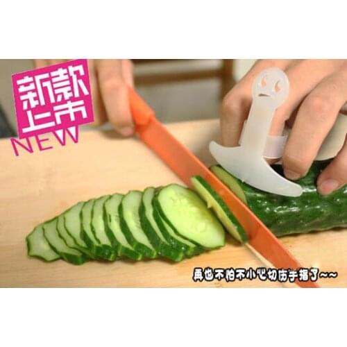 Party Favors Explosive smile face cutting hand guard finger protector