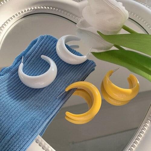 AMORCOME Vintage White Yellow Acrylic Hoop Earrings for Women Geometric C-Shaped Big Resin Earrings Korean Fashion Jewelry 2021