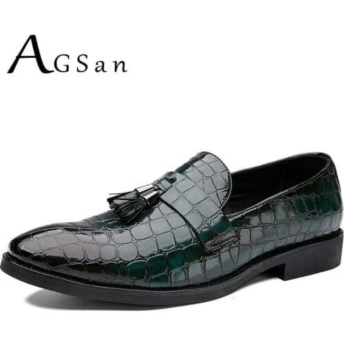 Men Tassel Dress Shoes Business Shoes Crocodile Loafers Fashion Oxfords Office Footwear Designer Green Brown Mens Flats Slip On