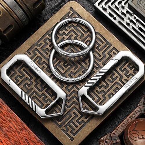 Luxury Titanium Keychain Simple Shape Carbine Car Key Chain Super Durable EDC Key Holder for Man Woman Best Gift Dropshipping