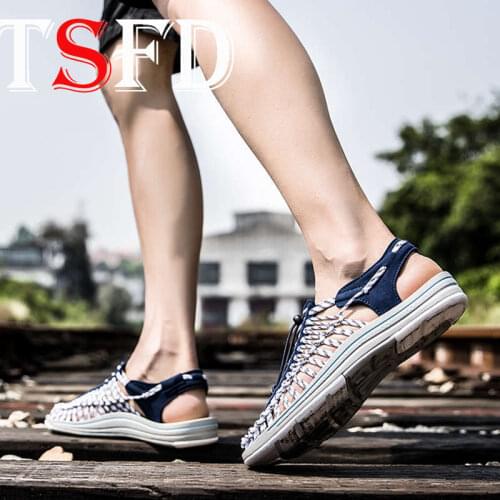 Fashion Flip Flops Men Shoes Outdoor Breathable Rubber Slippers for Men Casual Youth Mens Summer Shoes Comfortable Plus Size UX