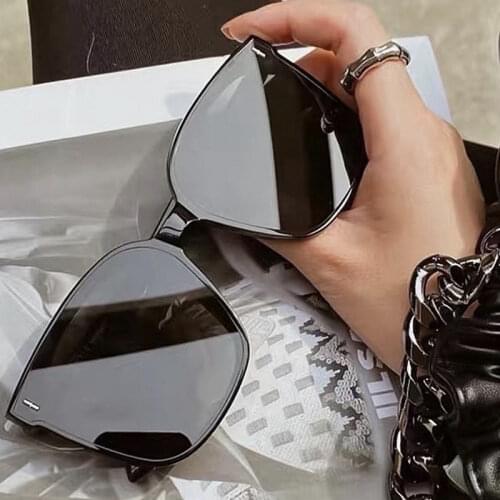 2021 Classic Vintage Square Sunglasses Women Oversized Sunglasses Women Men Retro Black Luxury Sun Glasses Goggle Oculos UV400