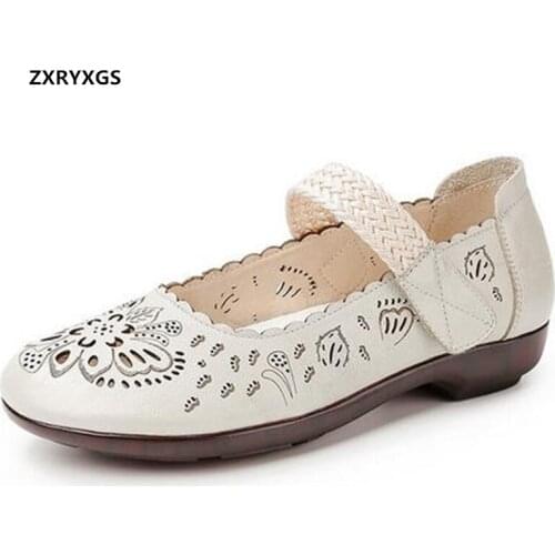 Promotion 2021 New Round Toe Breathable Hollow Genuine Leather Mother Sandals Women Sandal Shoes Soft Sole Comfortable Sandals