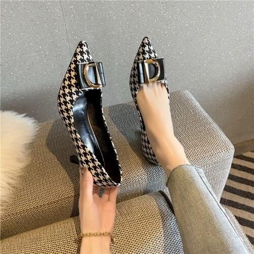 QQKRBWWS Women's Slip-ons