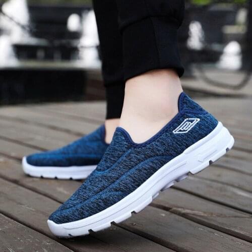 Spring Summer Women Sneakers Breathable Mesh Light Flat Loafers Casual Shoes Women Fashion Outdoor Walking Shoes Plus Size 35-44